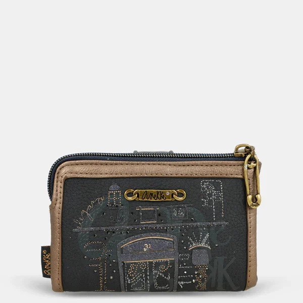 Μεσαίο Πορτοφόλι,Anekke Paris